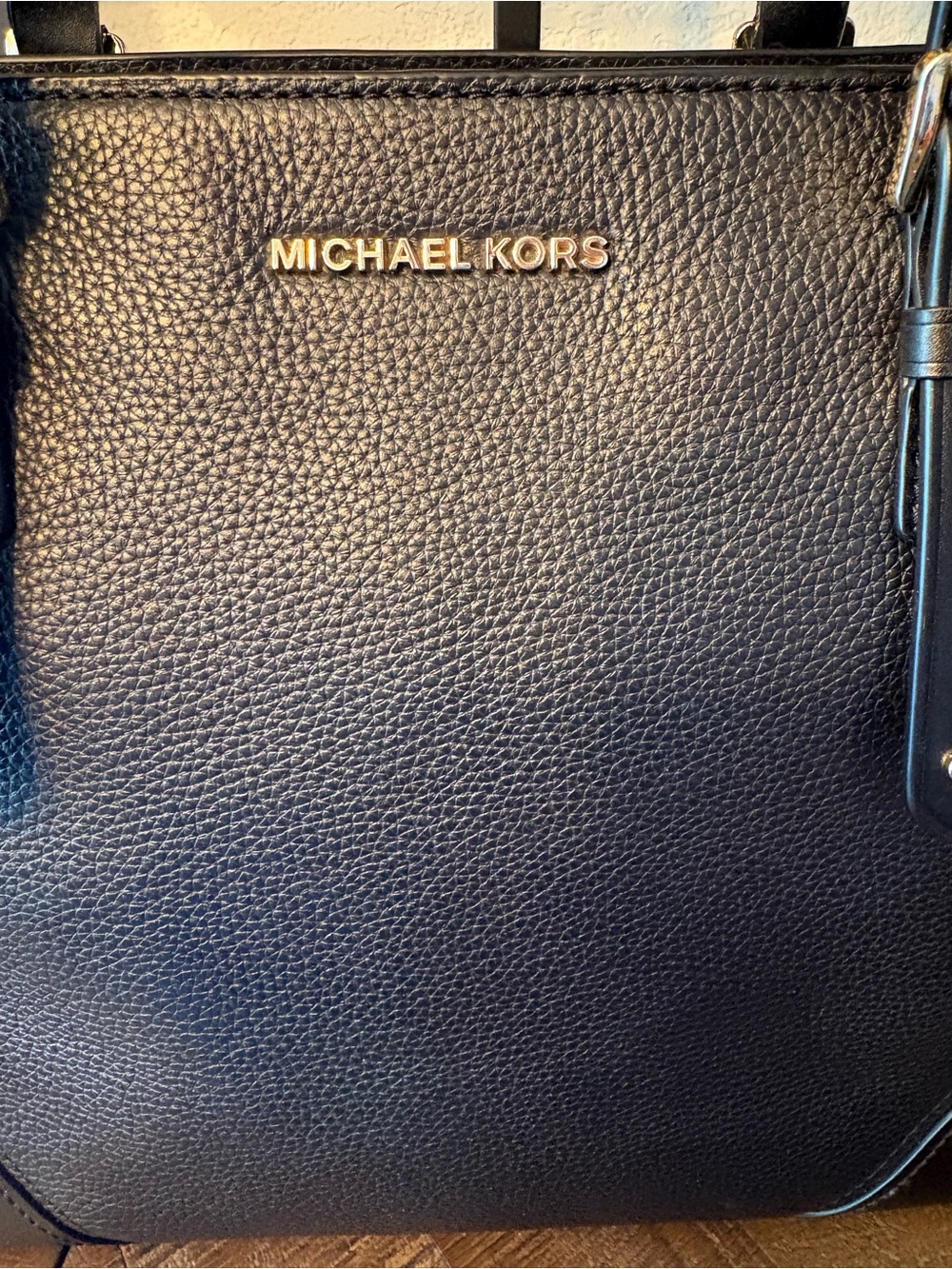 Michael Kors Black Pebbled Leather Zip Top Tote Shoulder Bag Gold Hardware - Picture 2 of 9
